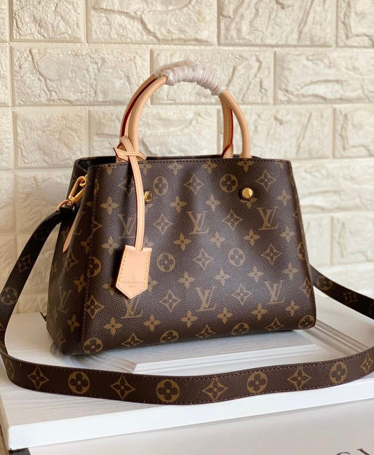 LV Montaigne media